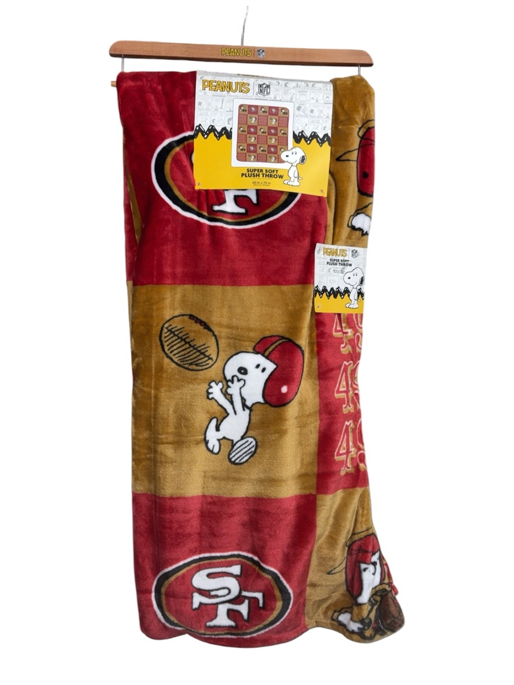 Peanuts Plush Throw Blanket - Red & Gold Snoopy San Francisco 49ers